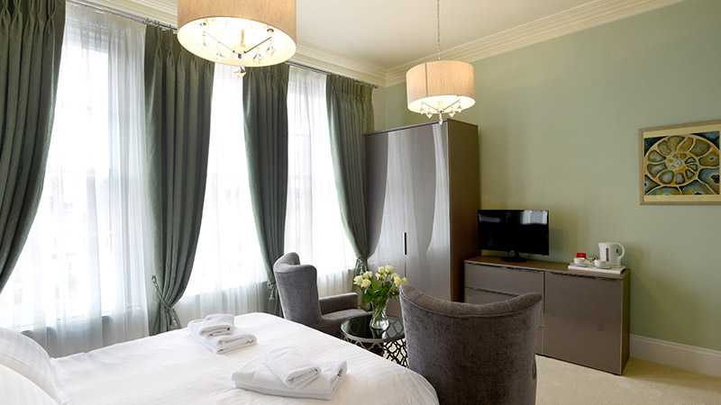 Azurro Signature Suite